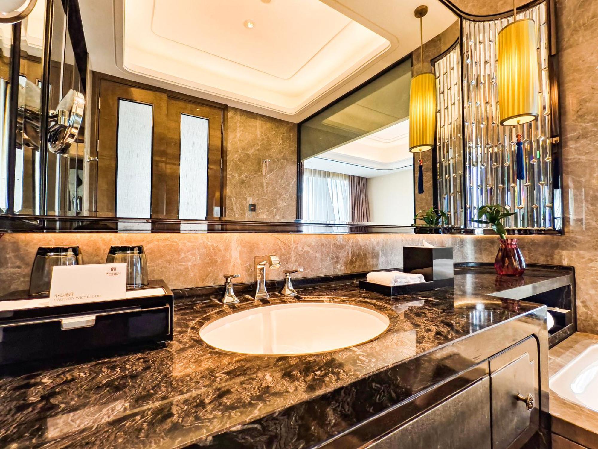 Wanda Vista Kunming Hotel Buitenkant foto