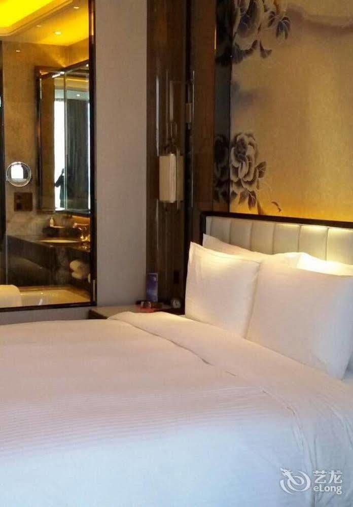 Wanda Vista Kunming Hotel Buitenkant foto